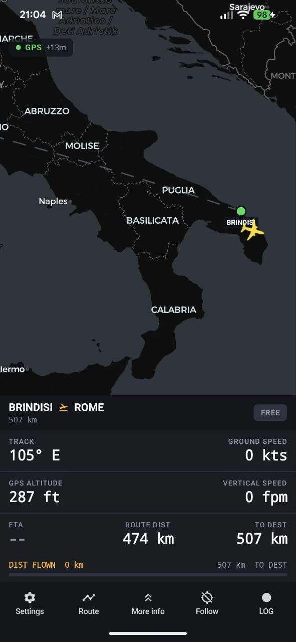 FlightNav GPS: rotta Brindisi–Roma sulla mappa, con rotta, velocità al suolo, quota e distanza percorsa